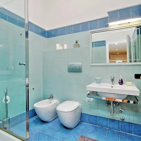 דירה Parrotshouse